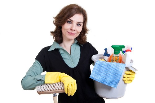 Local cleaning team preparing to deep clean a flat in Ealing with practical access considerations